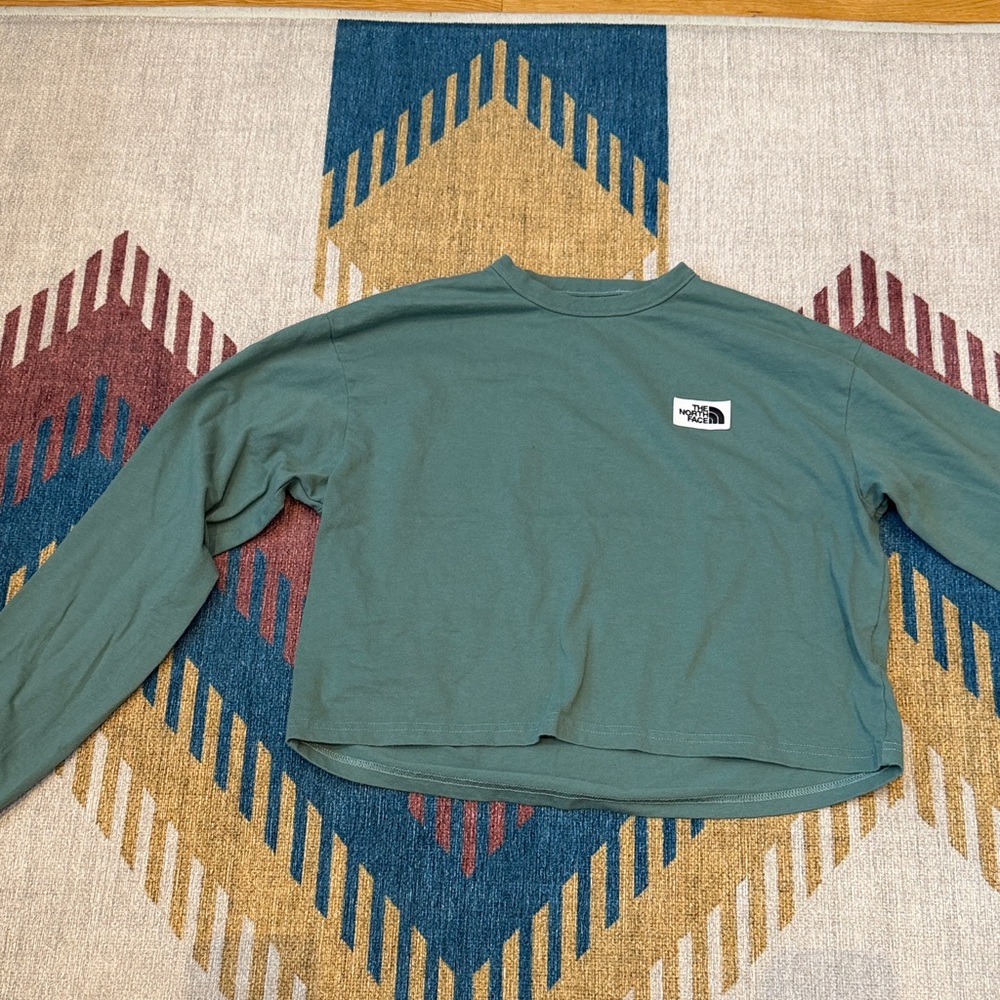 The North Face Teal Long Sleeve crop Top Medium